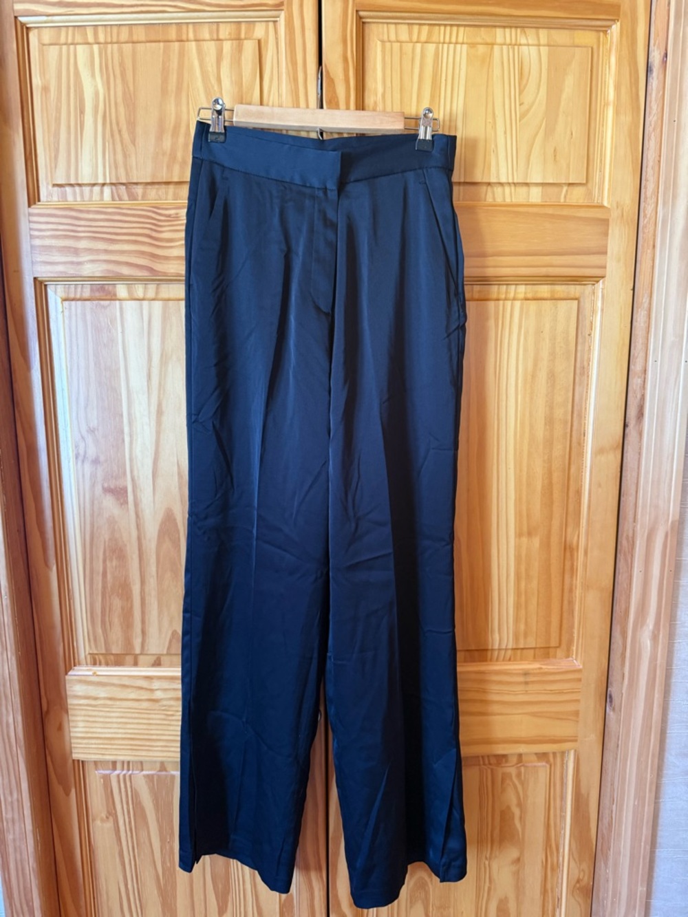 H & M high rise silk pant